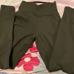 Sexy back bombshell leggings